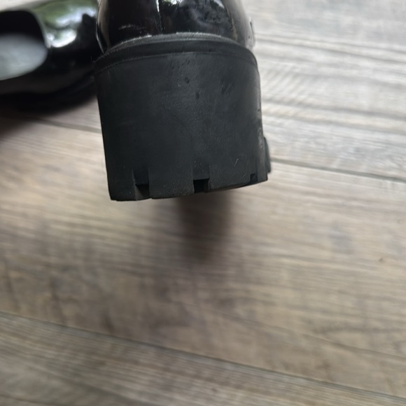 Old Navy Black Mary Jane Platform Shoes 8.5 - Picture 2 of 2